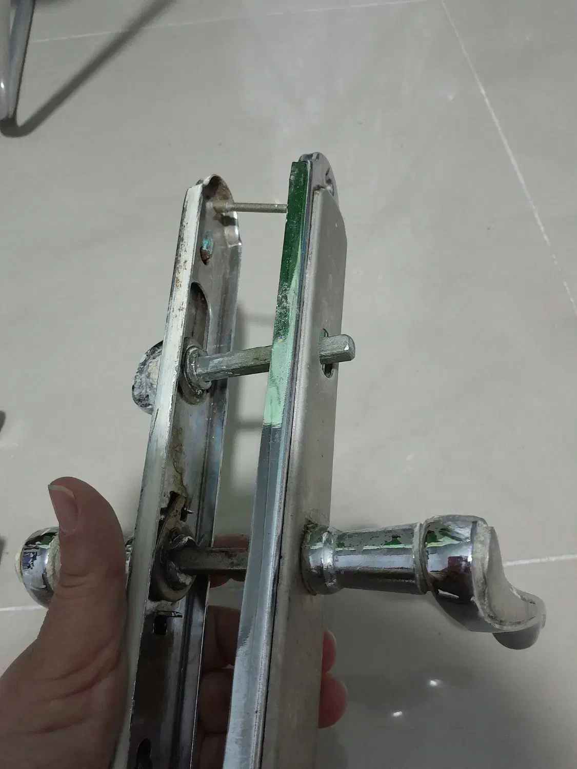 دستگیره درب|ابزارآلات|سمنان, |دیوار