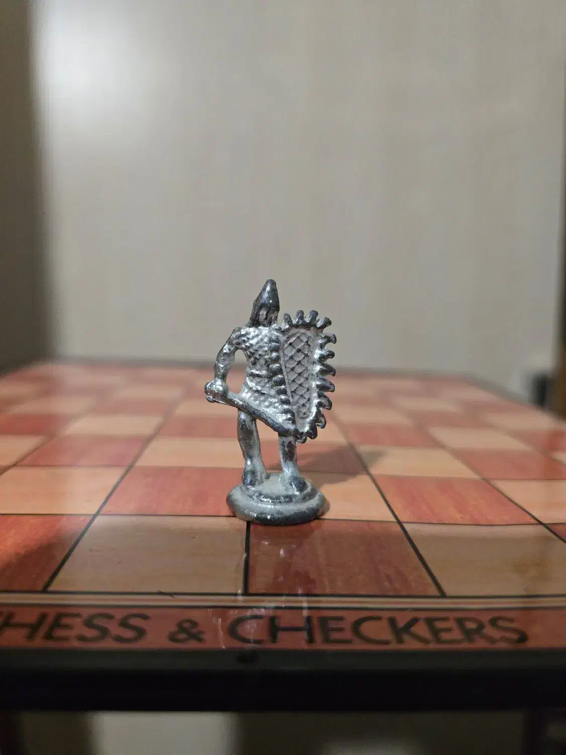 شطرنج آنتیک|کلکسیون اشیاء عتیقه|قائم‌شهر, |دیوار