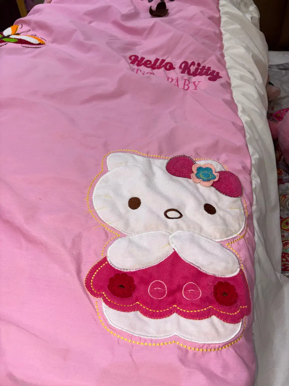 روتختی کیتی|سرویس روتختی|تربت‌حیدریه, قائم|دیوار