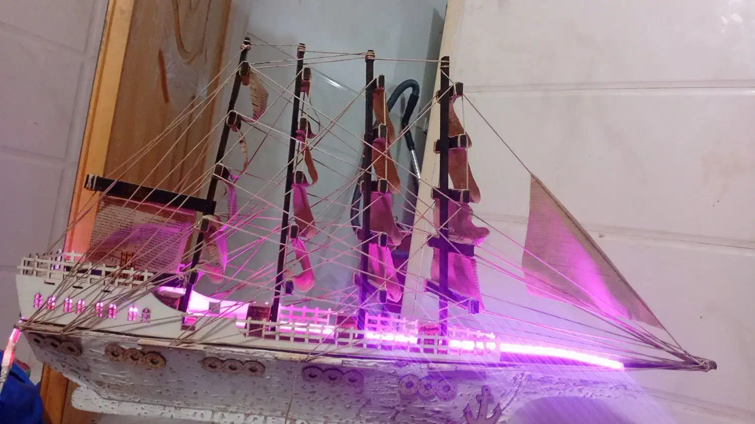 ماکت کشتی بلک رز|مجسمه، تندیس، ماکت|یزد, |دیوار