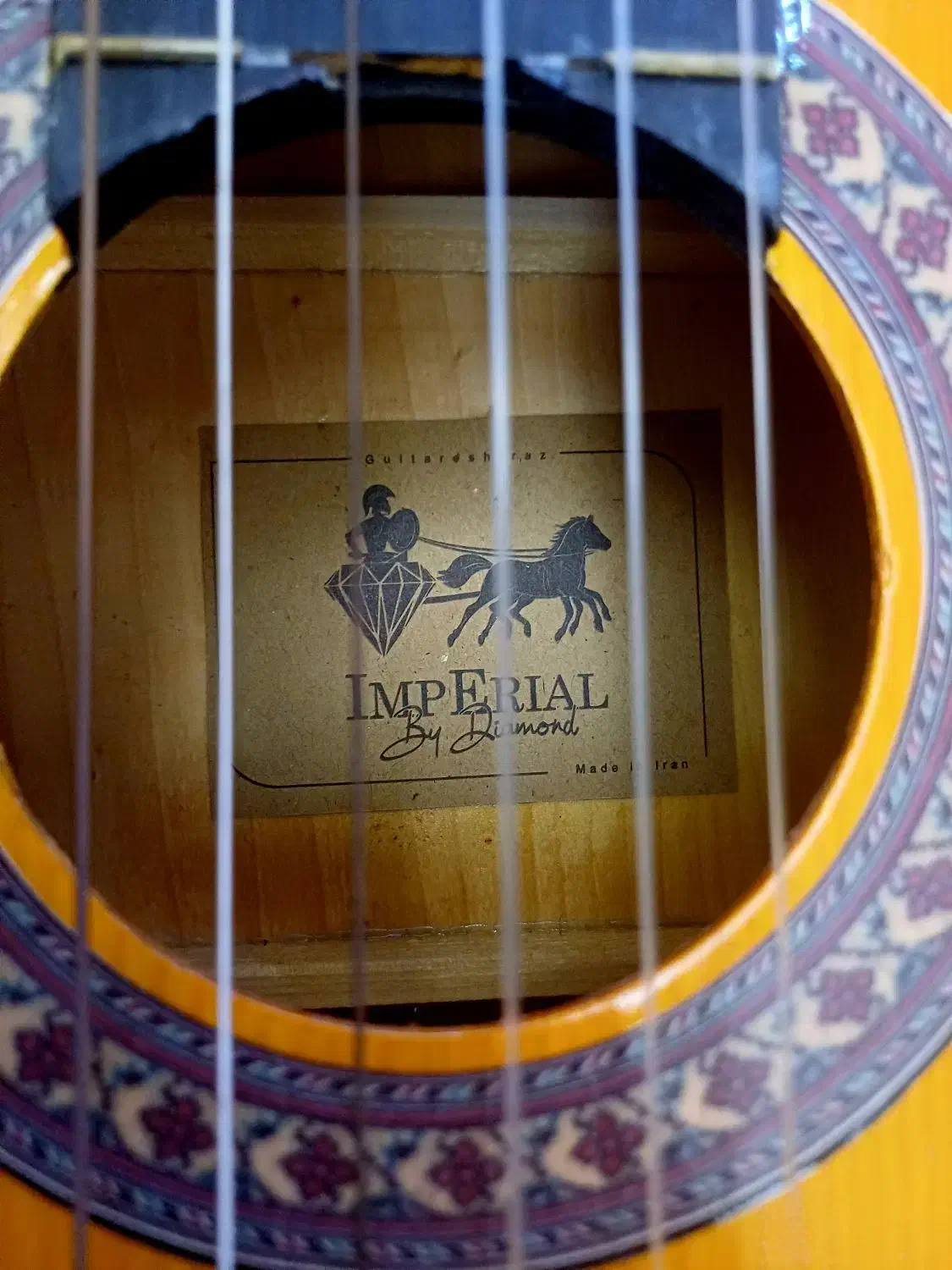 گیتار|گیتار، بیس، امپلیفایر|تبریز, |دیوار