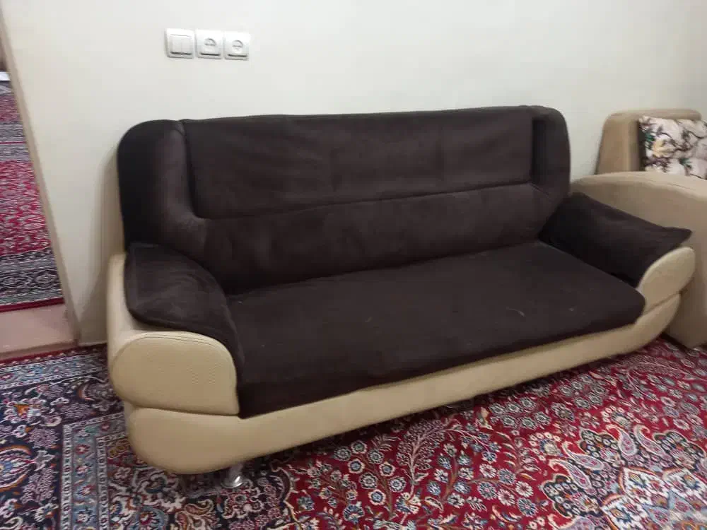 دو عدد مبل|مبلمان خانگی و میز عسلی|شیراز, شیشه‌گری|دیوار