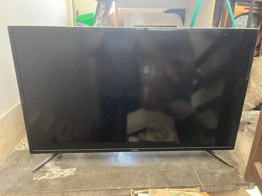 پنل تلوزیون سامسونگ ۴۳ اینچ|تلویزیون و پروژکتور|اصفهان, الهیه|دیوار