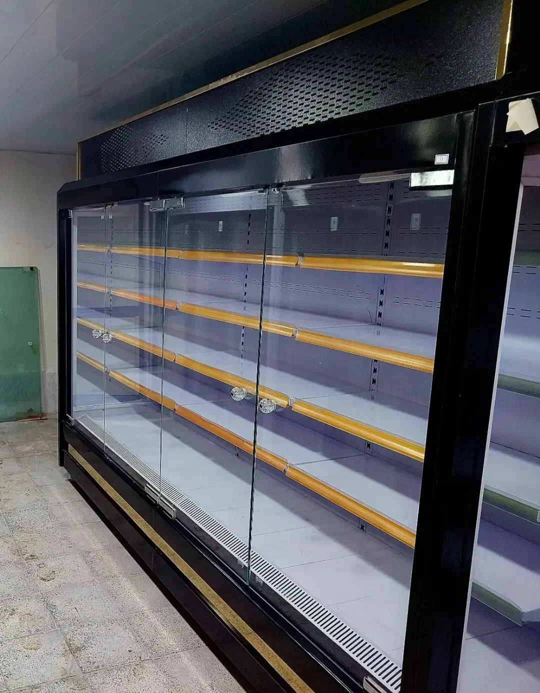 تجهیرات فروشگاه‌‌ قنادی لبنیاتی رابه‌ما‌بسپارید|فروشگاه و مغازه|مراوه, |دیوار