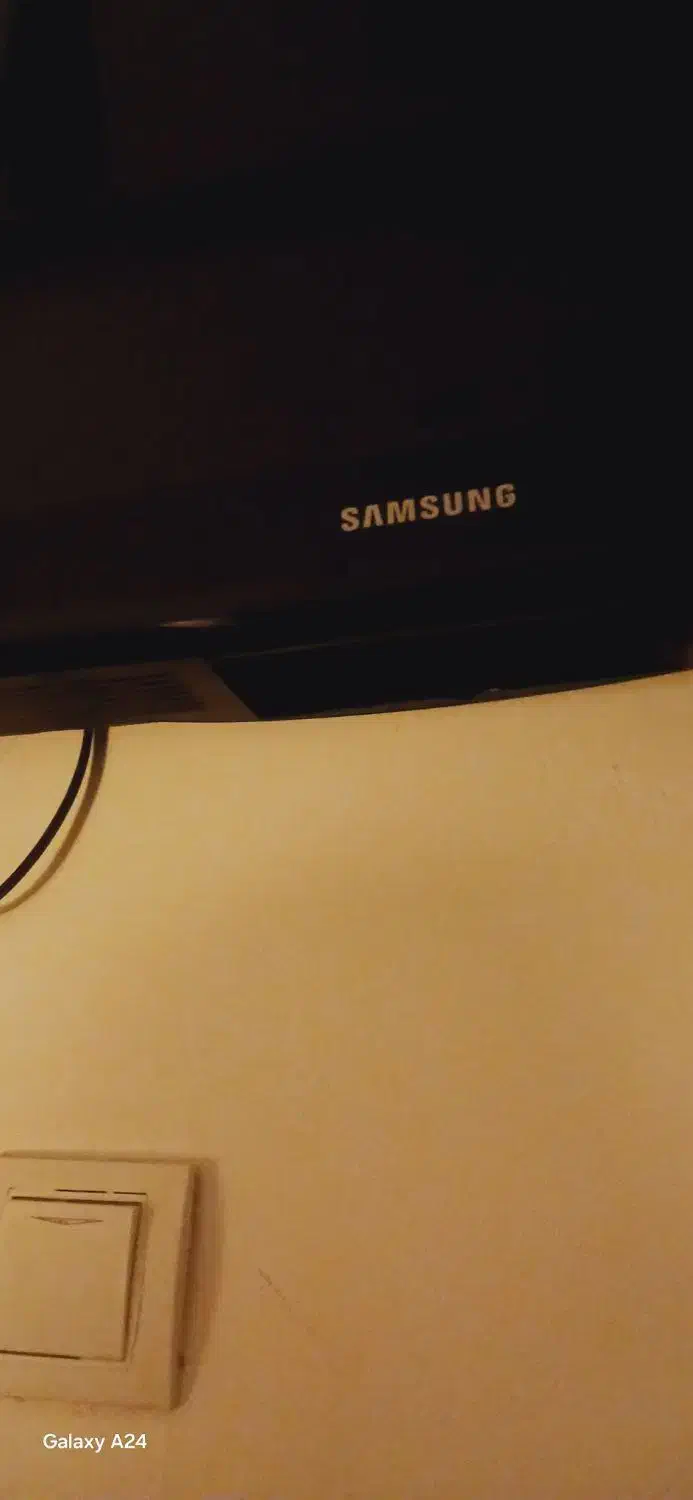 ال سی در سامسونگ ۳۲ اینچ|تلویزیون و پروژکتور|نکا, |دیوار