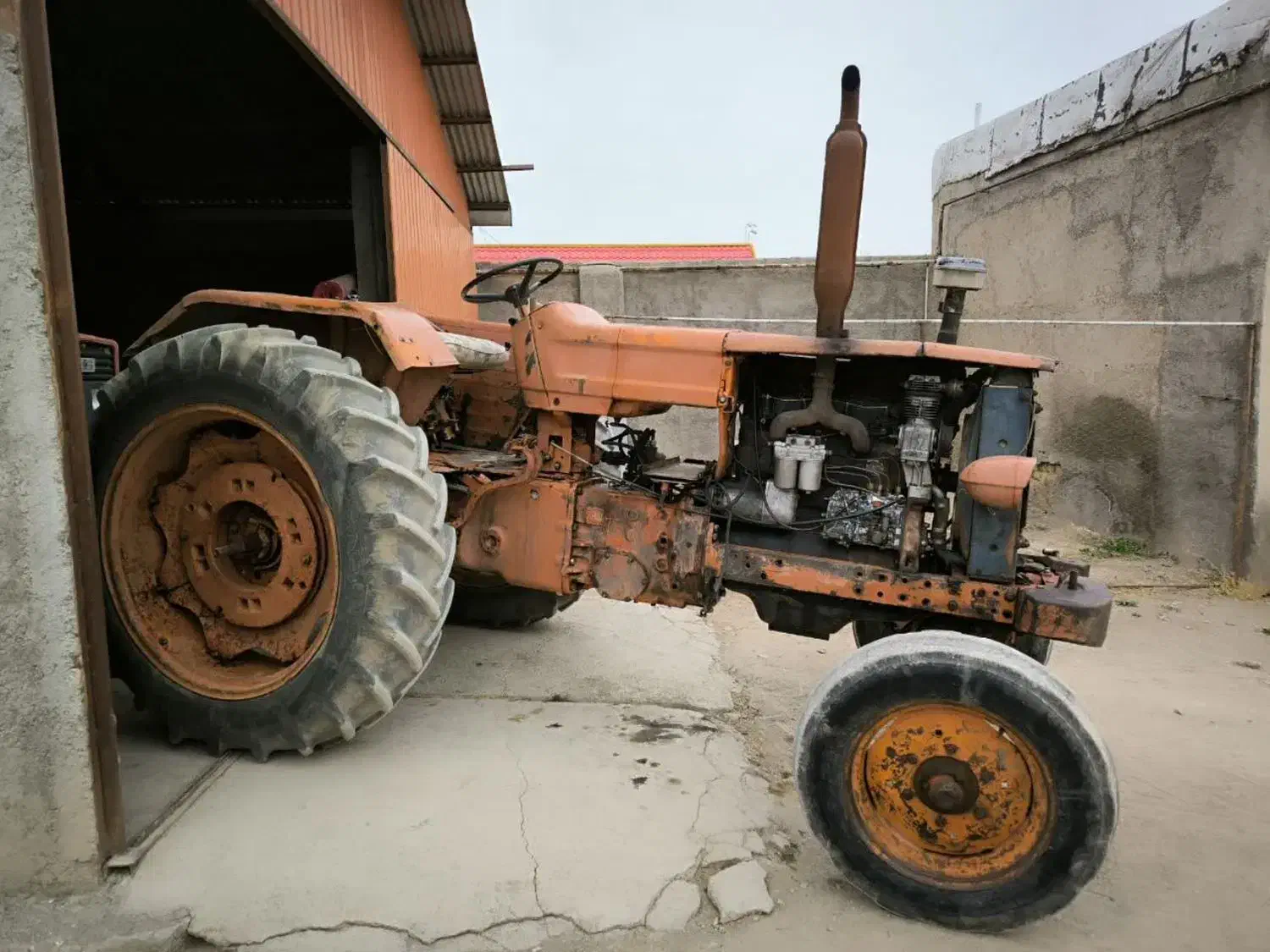 تراکتور رومانی،،موور یونجه چین،ریک|خودرو سنگین|خنجین, |دیوار