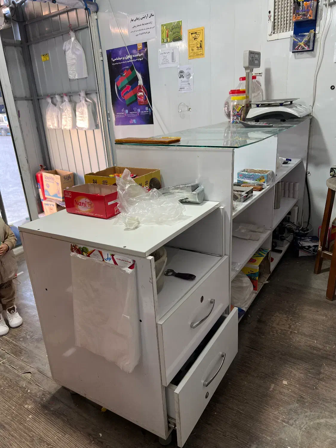 یخچال و تمامی وسایل سوپرمارکت|فروشگاه و مغازه|مهاجران, |دیوار