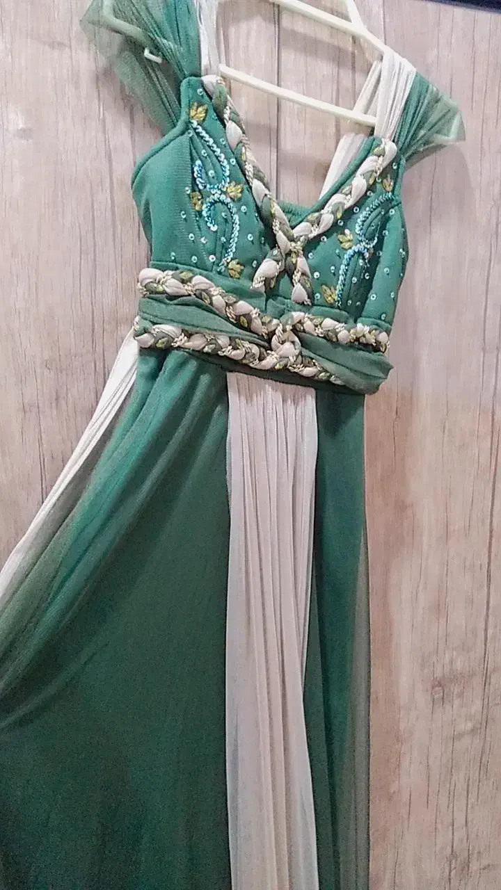 تولیدی فاطیماحراج انواع لباس مجلسی هودی مانتوو...|لباس|بندر گناوه, |دیوار