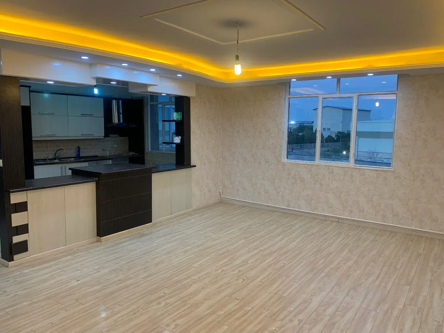 آپارتمان ۱۰۰ متری شهرک دانشگاه تهران|اجارهٔ آپارتمان|تهران, شهرک دانشگاه|دیوار