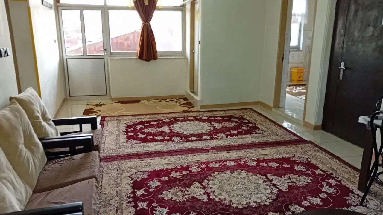 اجاره روزانه آپارتمان ۱۰۰ متر مرکز شهر فقط ۱۵۰۰|اجارهٔ کوتاه‌مدت آپارتمان و سوئیت|رشت, بازار|دیوار