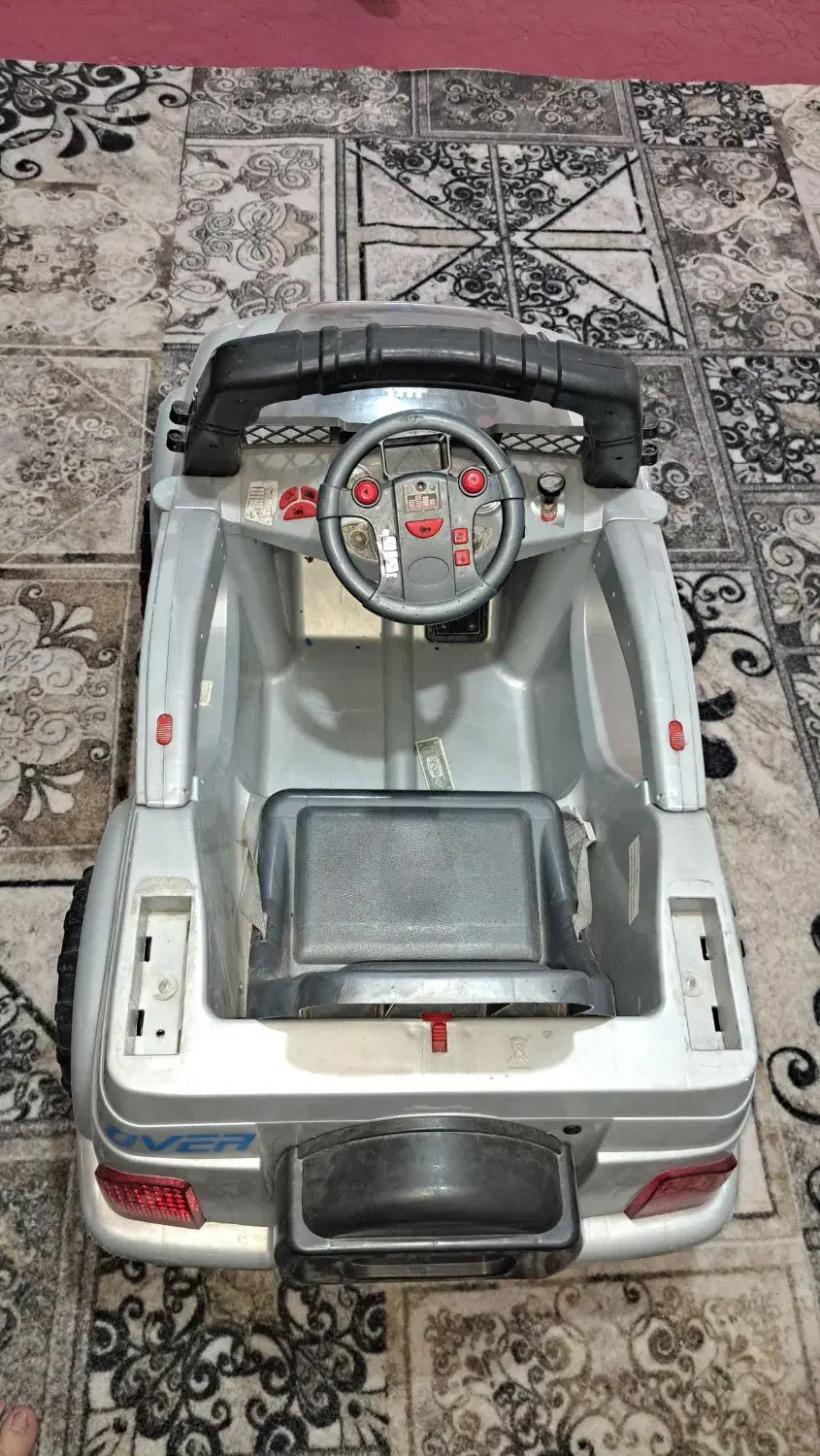 ماشین شارژی|اسباب‌بازی بچه|ایلام, |دیوار