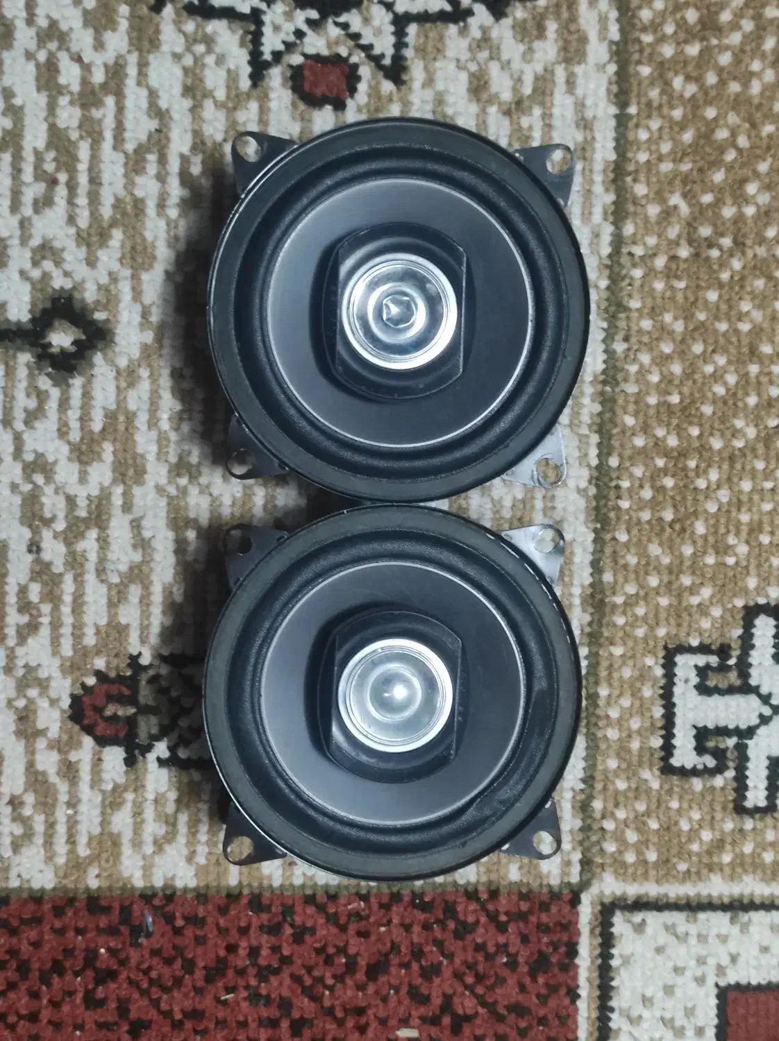 بلندگو|صوتی و تصویری|پرند, فاز ۵|دیوار