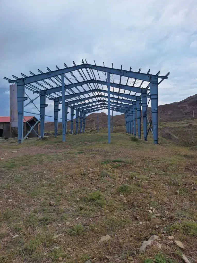 سالن صنعتی نیمه کاره در منطقه آزاد ارس|فروش دفتر صنعتی، کشاورزی، تجاری|جلفا, |دیوار