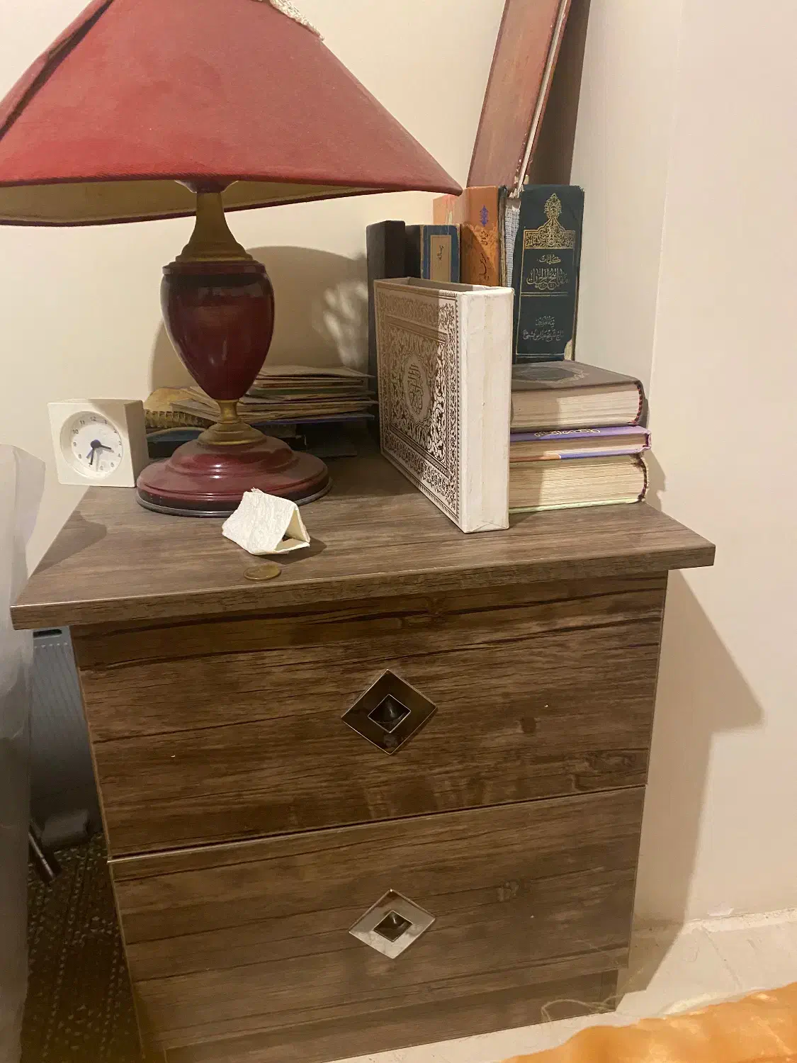 فروش فوری|تخت و سرویس خواب|هشتگرد, مدرس|دیوار