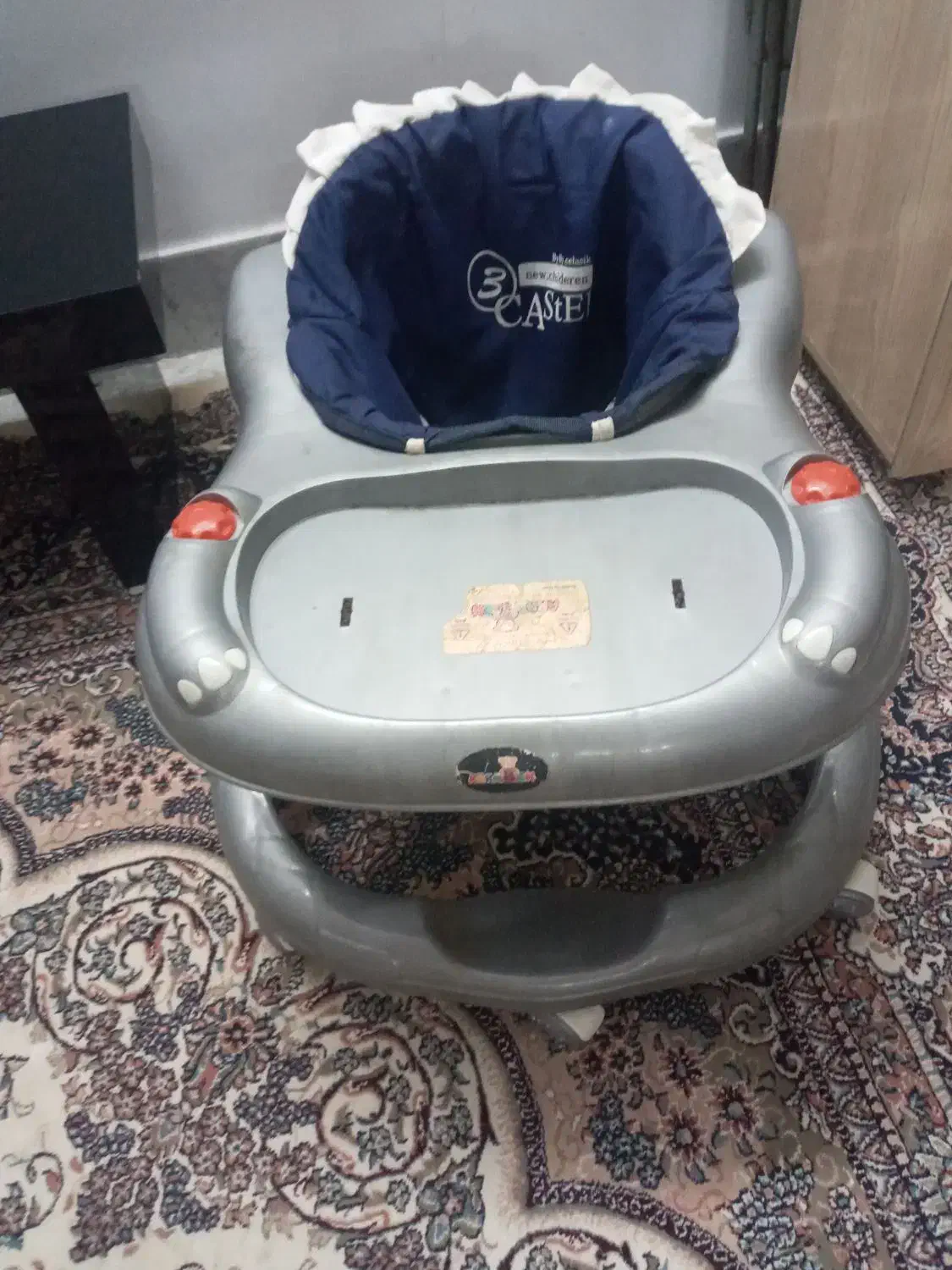 روروئک|کالسکه و لوازم جانبی|نیشابور, گنبد سبز|دیوار