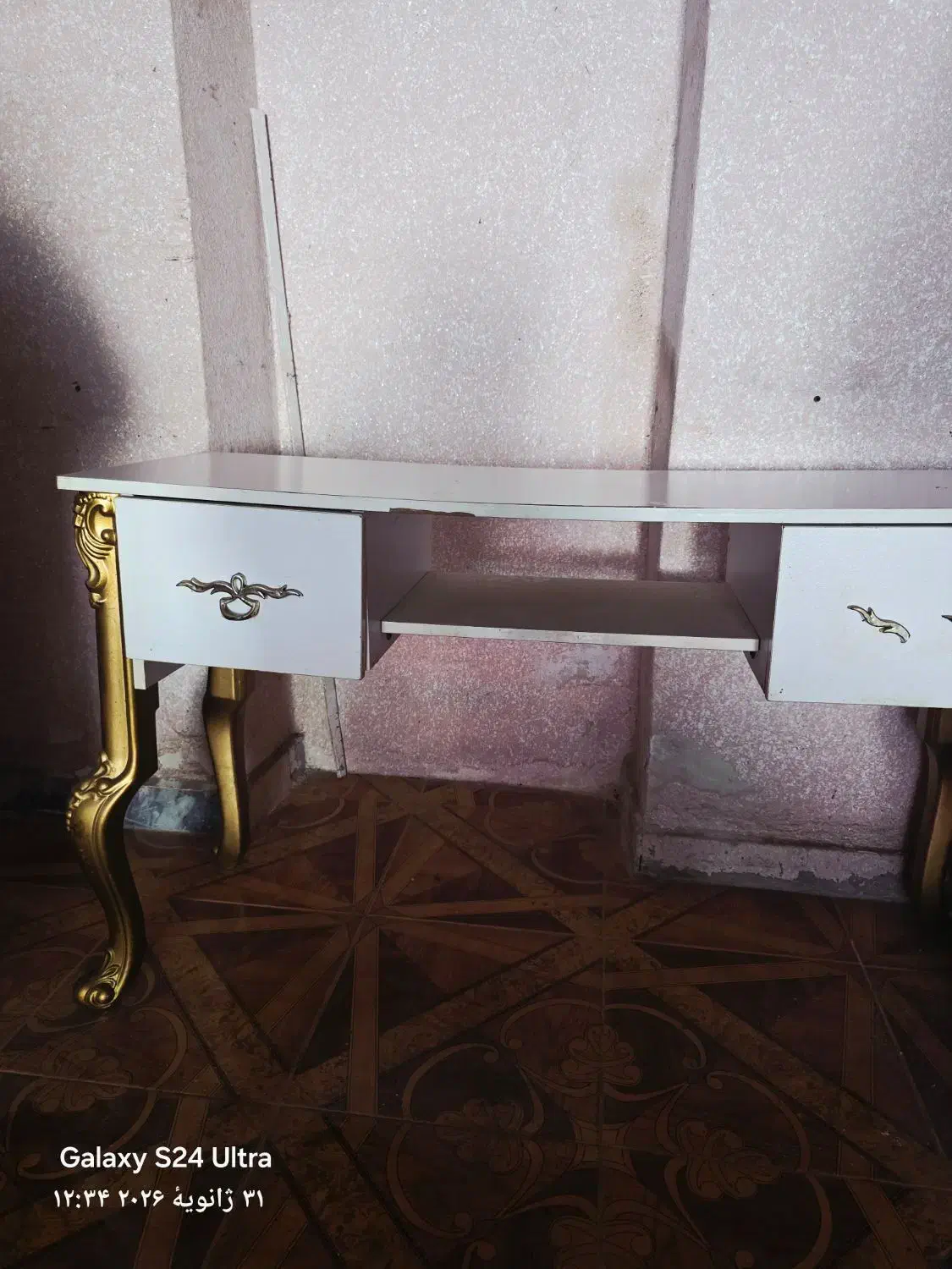 میز ناخن|آرایشگاه و سالنهای زیبایی|رشت, سلیمانداراب|دیوار