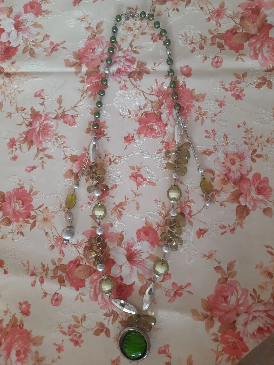 اکسسوری|زیورآلات و اکسسوری|رودهن, |دیوار