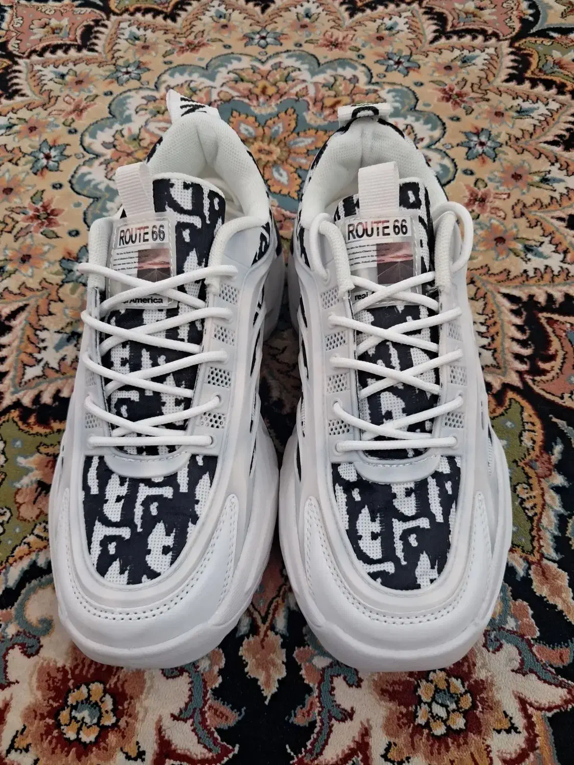 سایز ۴۰ ساخت چین روت ۶۶|کیف، کفش، کمربند|شیراز, دشت چنار|دیوار