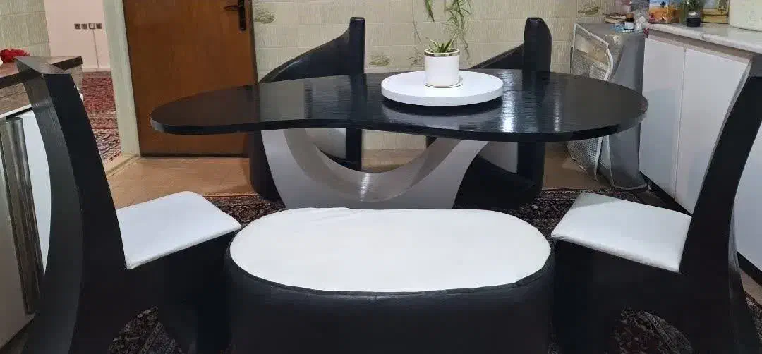 میز ناهار خوری چرم|میز و صندلی غذاخوری|نهاوند, |دیوار