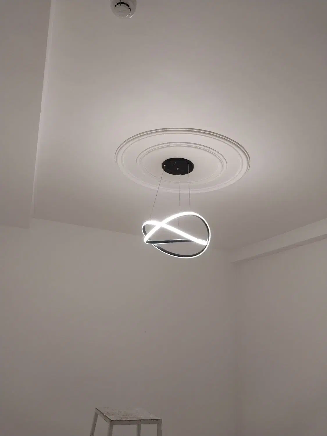 فروش ویژه انواع لوستروسقفی های ۴حالته همراه کنترل|لوستر و چراغ آویز|قم, باغ شریفی|دیوار