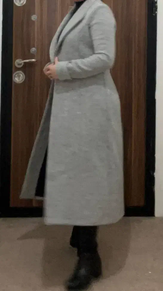 پالتو بلند رسمی|لباس|ری, شهرک نظامی|دیوار