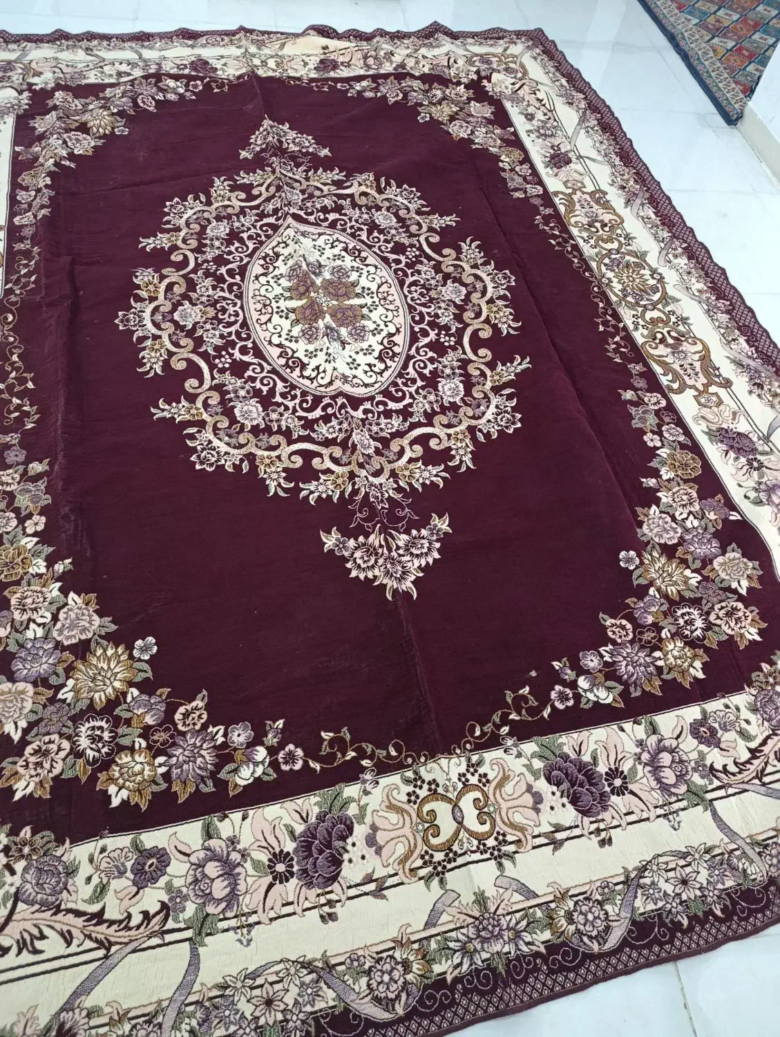 فرش و روفرشی|فرش|ایلام, |دیوار