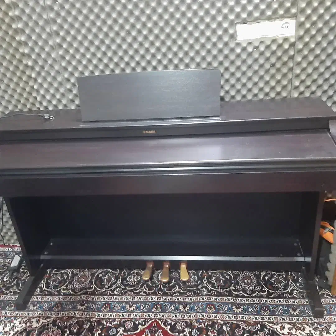 پیانو ydp163 یاماها|پیانو، کیبورد، آکاردئون|اصفهان, دشتستان|دیوار