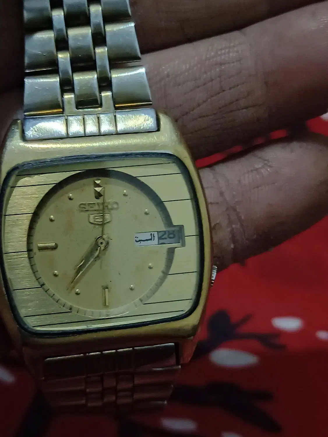 ساعت سکو پنچ|ساعت|قرچک, شهرک الحدید|دیوار