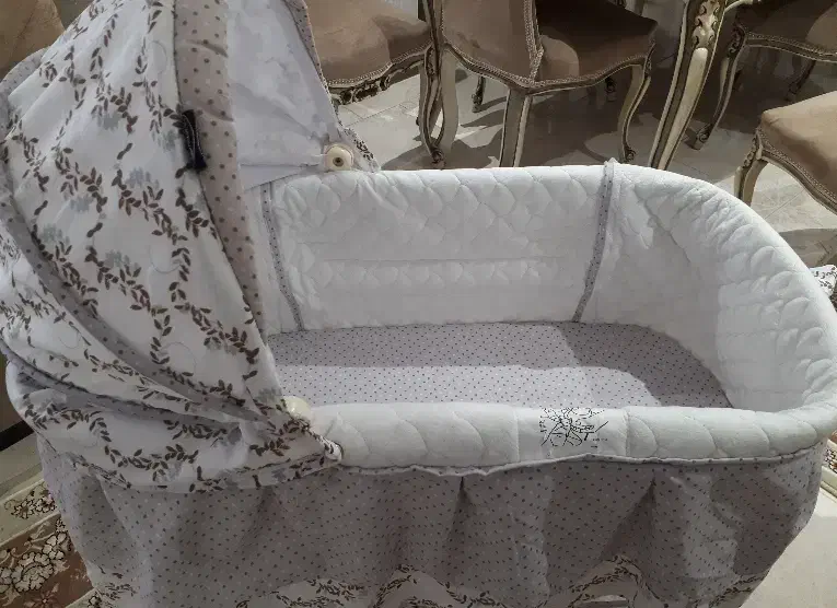 تخت کنار مادر|تخت و سرویس خواب|رشت, شهرک قدس|دیوار