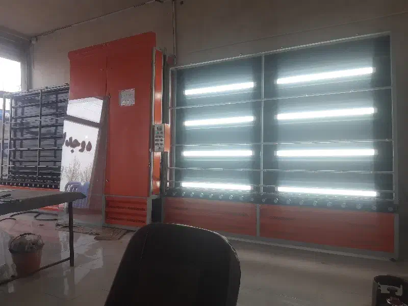 تولیدی درب پنجره upvc و شیشه دوجداره|مصالح و تجهیزات ساختمان|میاندوآب, |دیوار