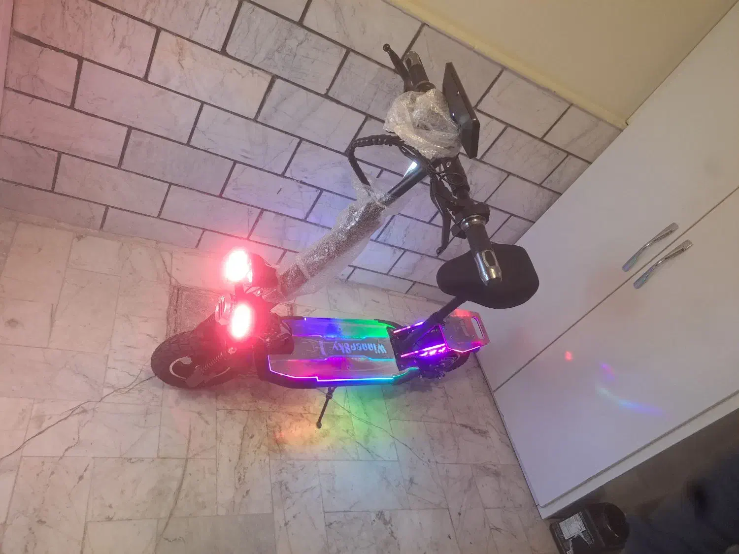 اسکوتر برقی وینر اسکای|دوچرخه، اسکیت، اسکوتر|کاشان, میدانگاه آقا|دیوار