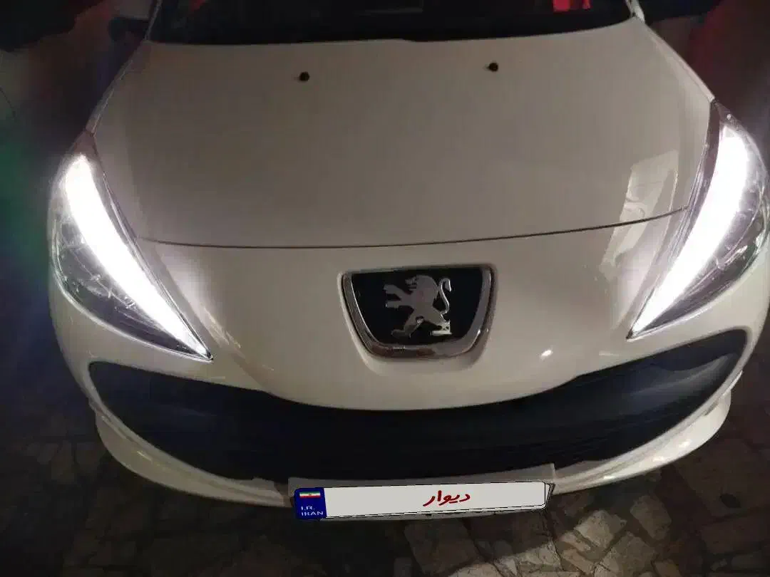 پژو 207i مدل 1404 سفید کارکرد 4300|خودرو سواری و وانت|فردیس, منظریه|دیوار