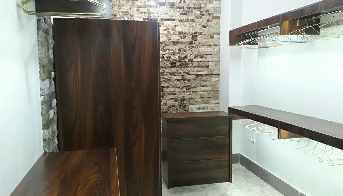 تجهیزات بوتیک|فروشگاه و مغازه|اندیشه, اندیشه فاز ۳|دیوار