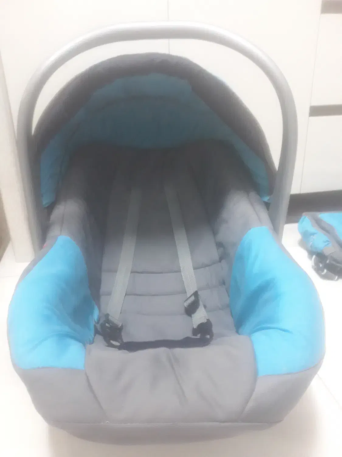 کریر وساک|کالسکه و لوازم جانبی|سبزوار, کهنه آب|دیوار