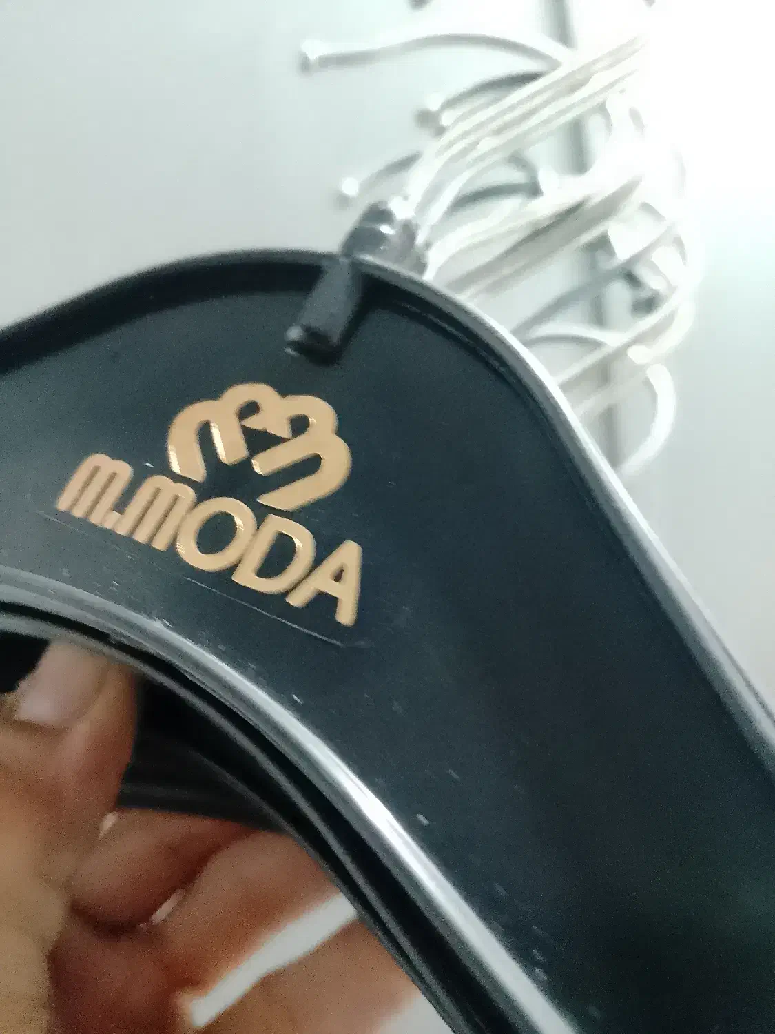 هنگر لباس یکجا مفت|بندرخت و رختآویز|کیش, |دیوار