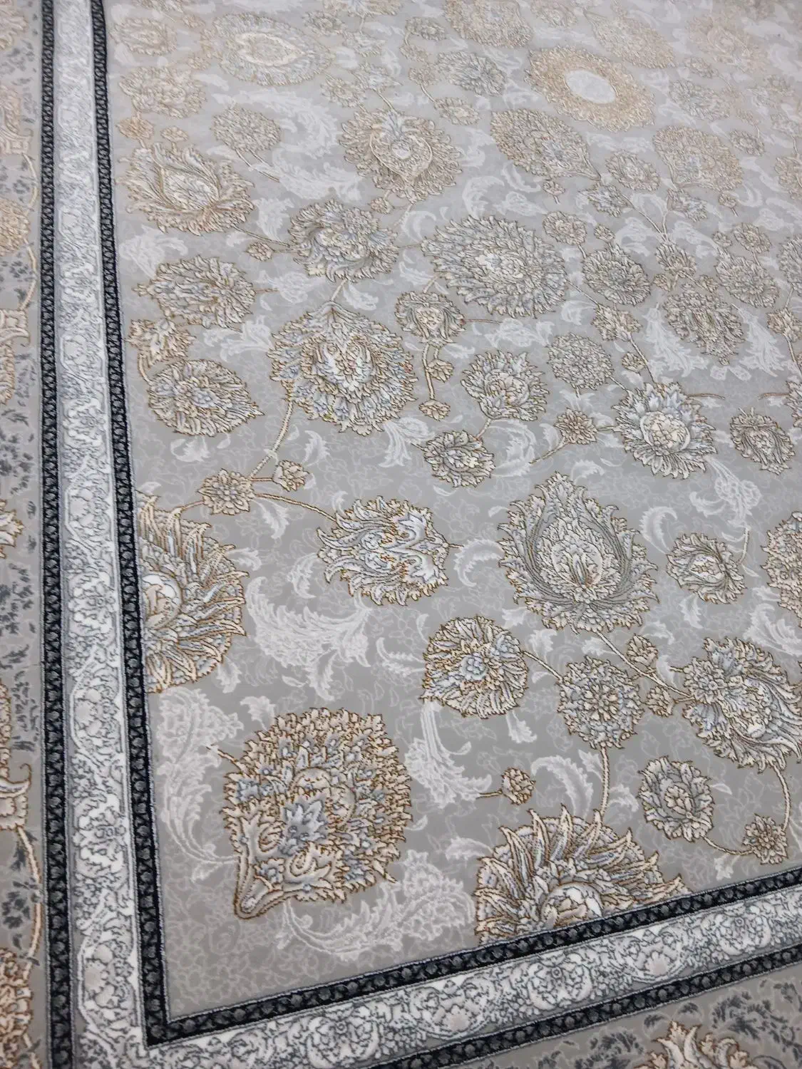 یک جفت فرش ماشینی درحد نو|فرش|برخوار, |دیوار