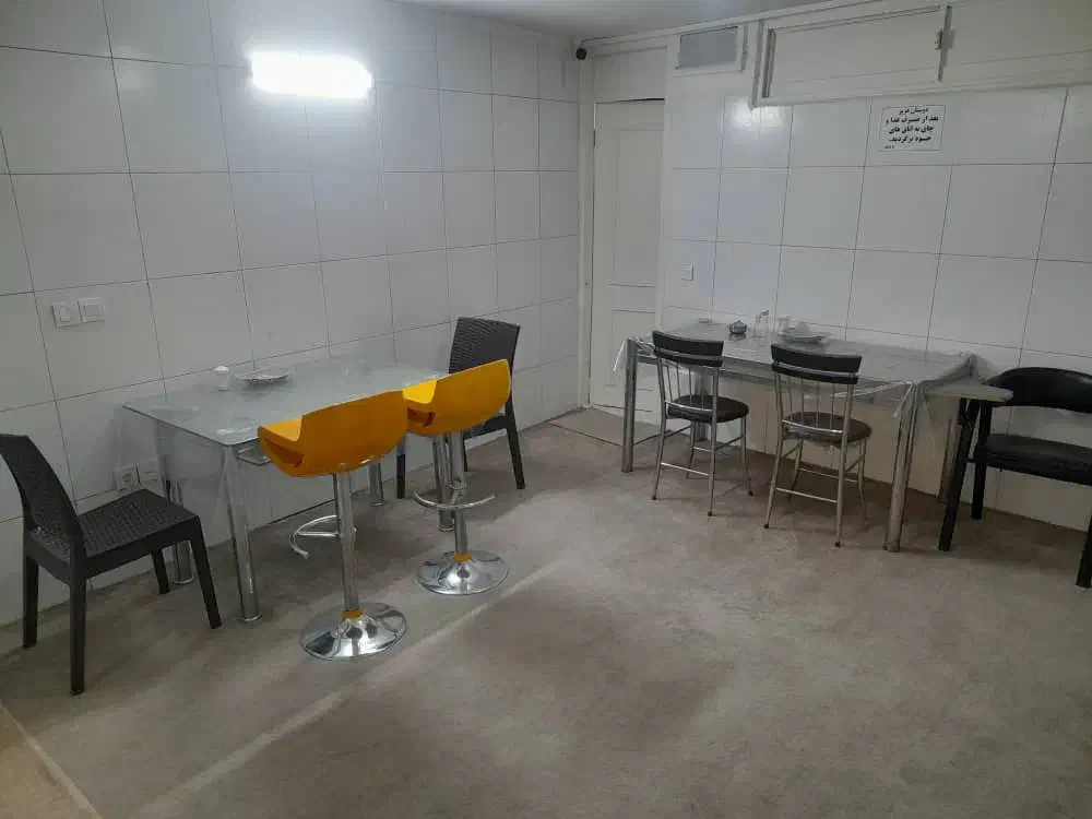 خوابگاه پسرانه تمیز و خلوت دسترسی عالی ظرفیت محدود|اجارهٔ کوتاهمدت آپارتمان و سوئیت|تهران, دستغیب|دیوار