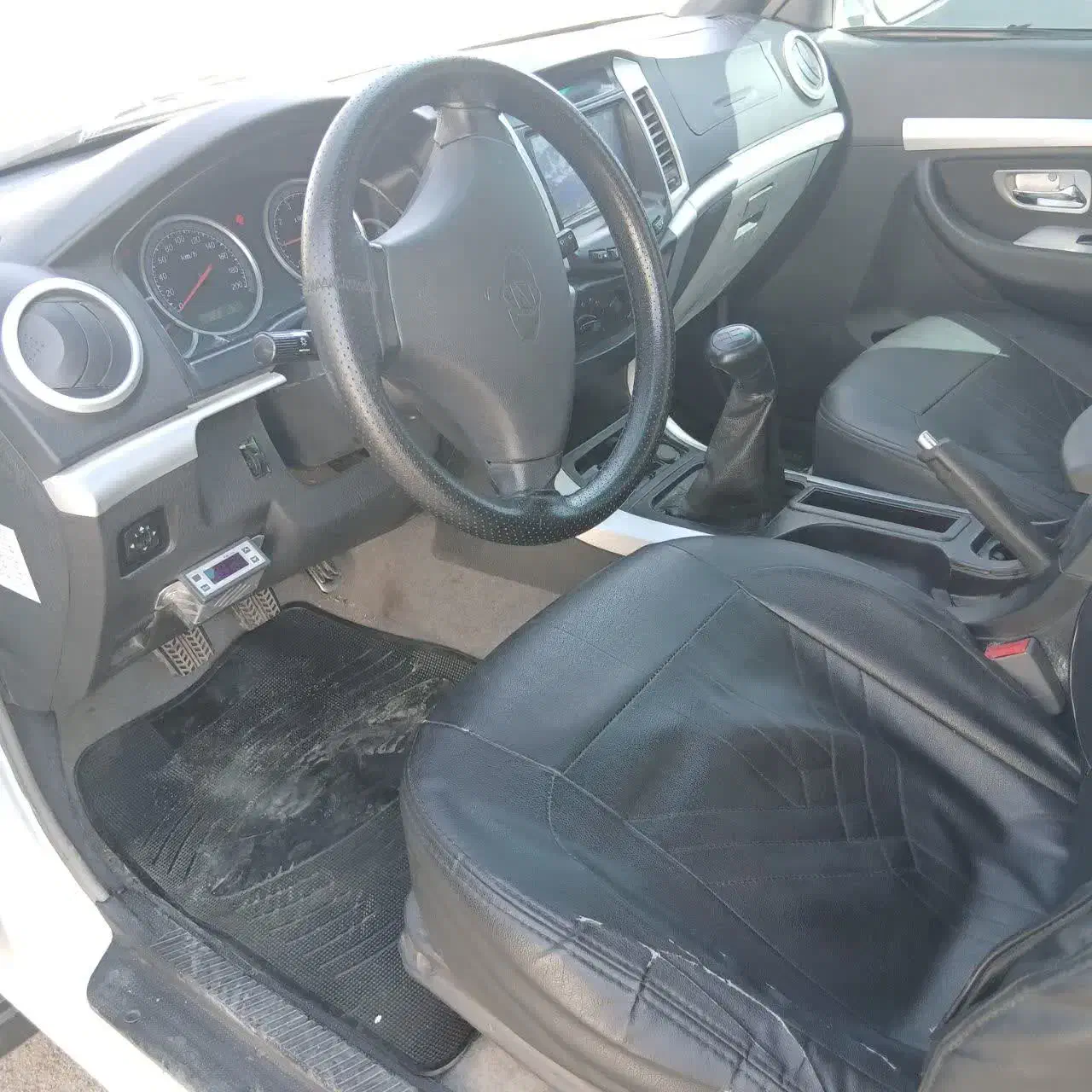 نیسان پادرا یخچالی تمیز|خودرو سواری و وانت|بروجرد, |دیوار