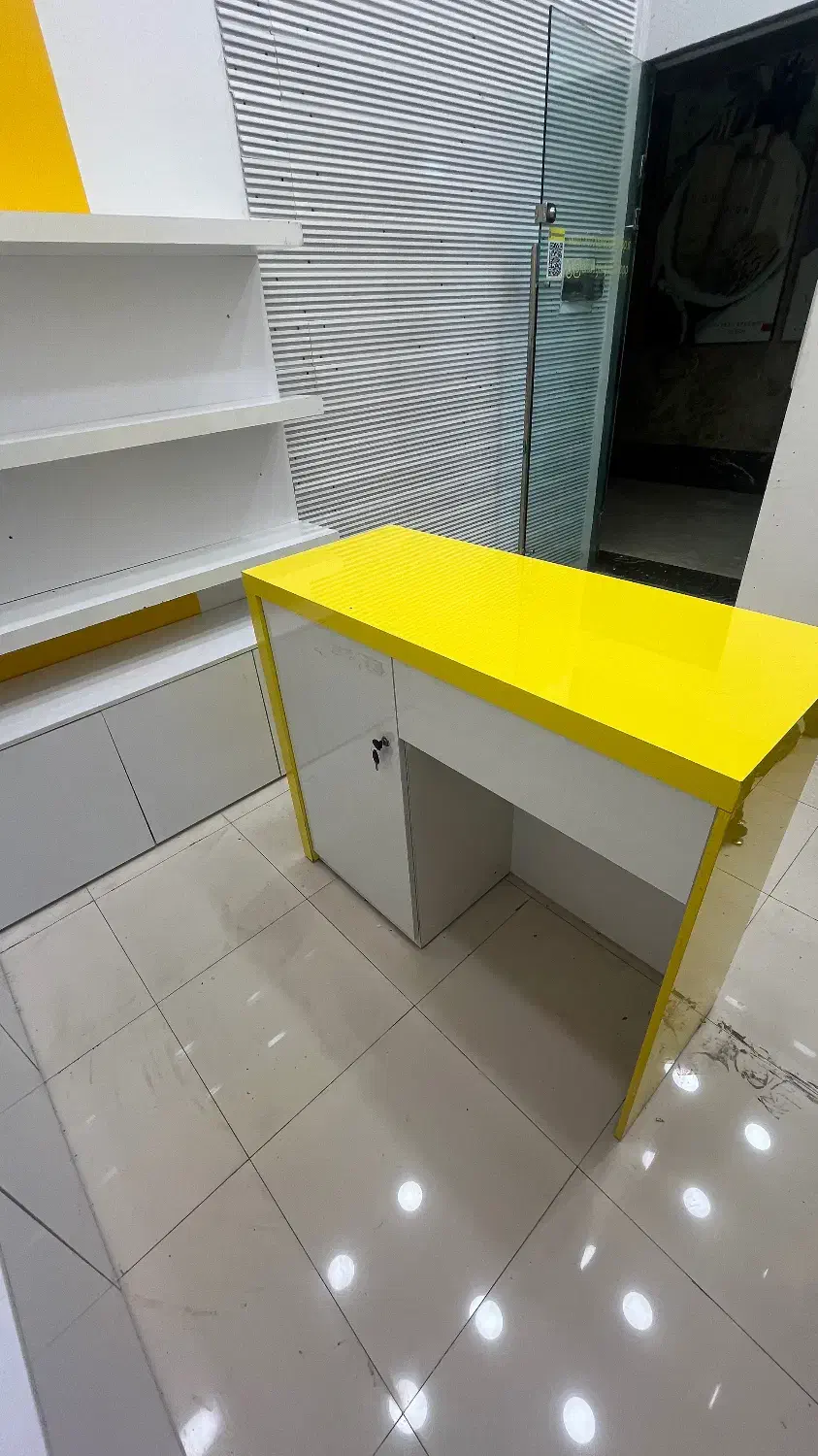 پیشخوان سفارشی ساز شده|مبلمان اداری|تهران, حشمتیه|دیوار