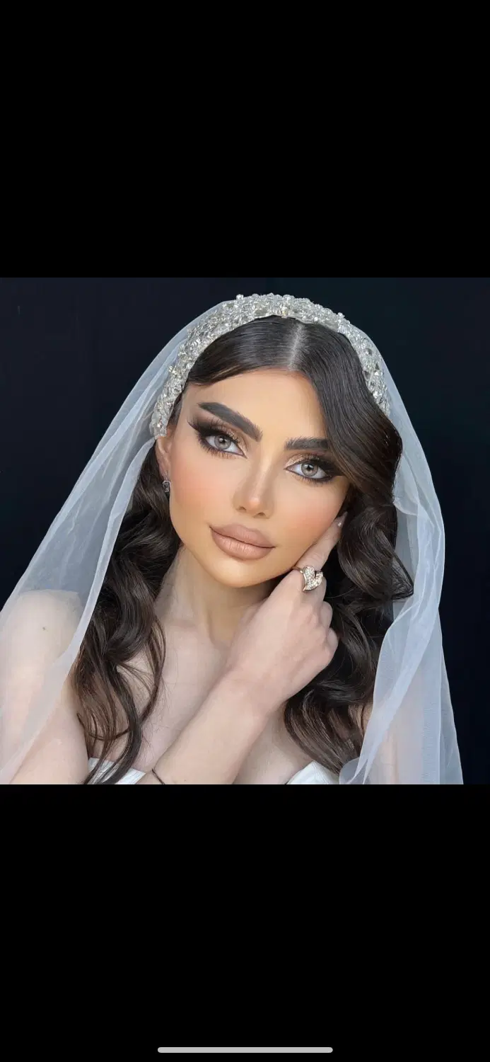 میکاپ|خدمات آرایشگری و زیبایی|شیراز, بعثت|دیوار