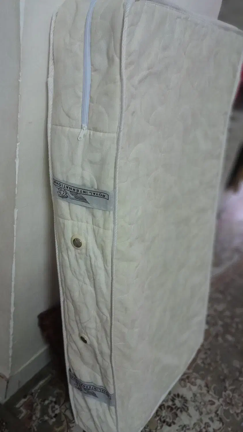 تشک بچه|تشک تختخواب|پاکدشت, حصار امیر|دیوار