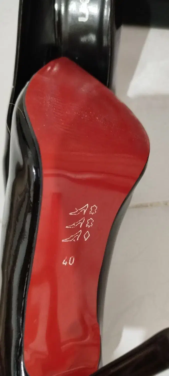 کیف و کفش|کیف، کفش، کمربند|بروجرد, |دیوار