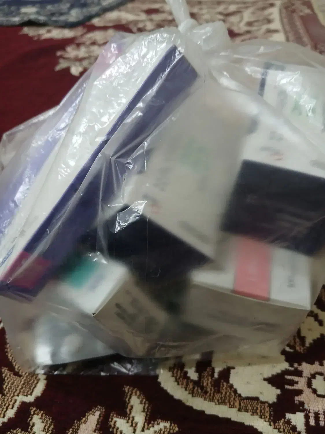 دارو پیدا شده|اشیا|ایلام, |دیوار