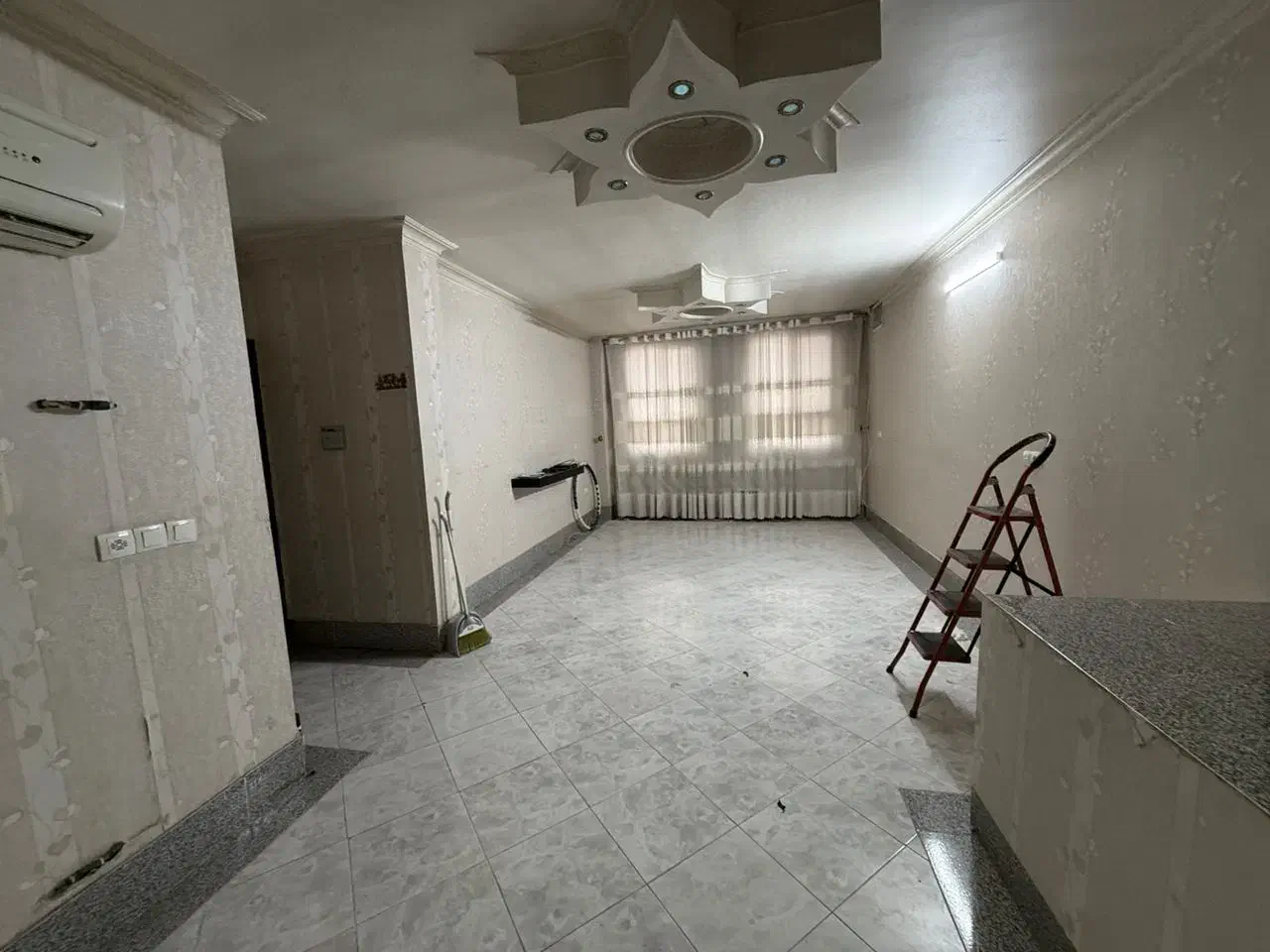 85متری آیت الله کاشانی|فروش آپارتمان|گرمسار, |دیوار