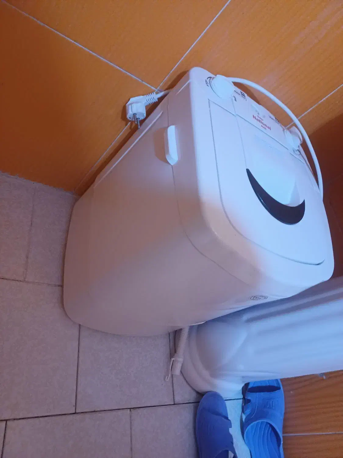 لباس شویی|ماشین لباسشویی و خشک‌کن لباس|تالش, هشتپر|دیوار