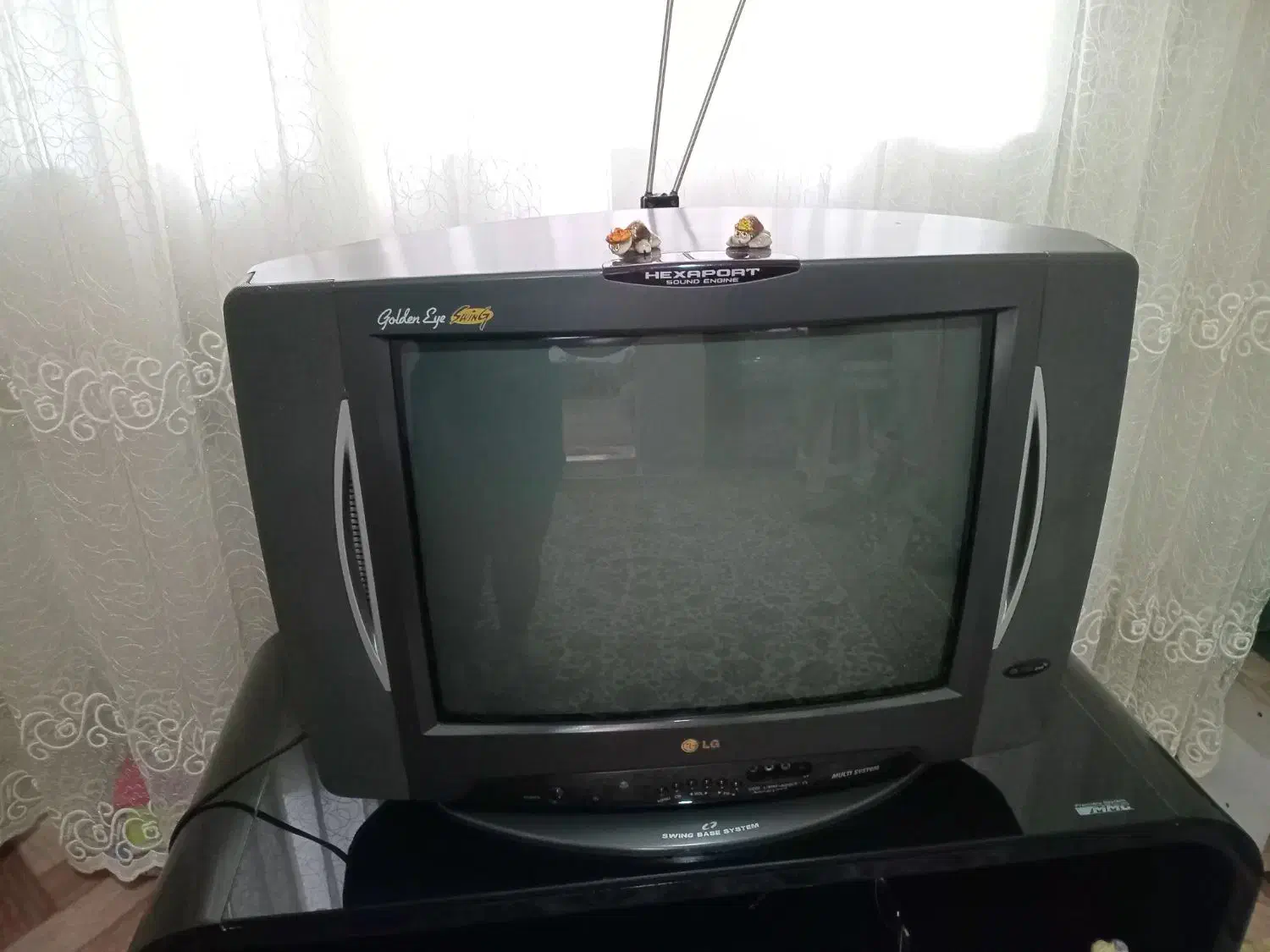 تلویزیون  قدیمی|تلویزیون و پروژکتور|ارومیه, |دیوار