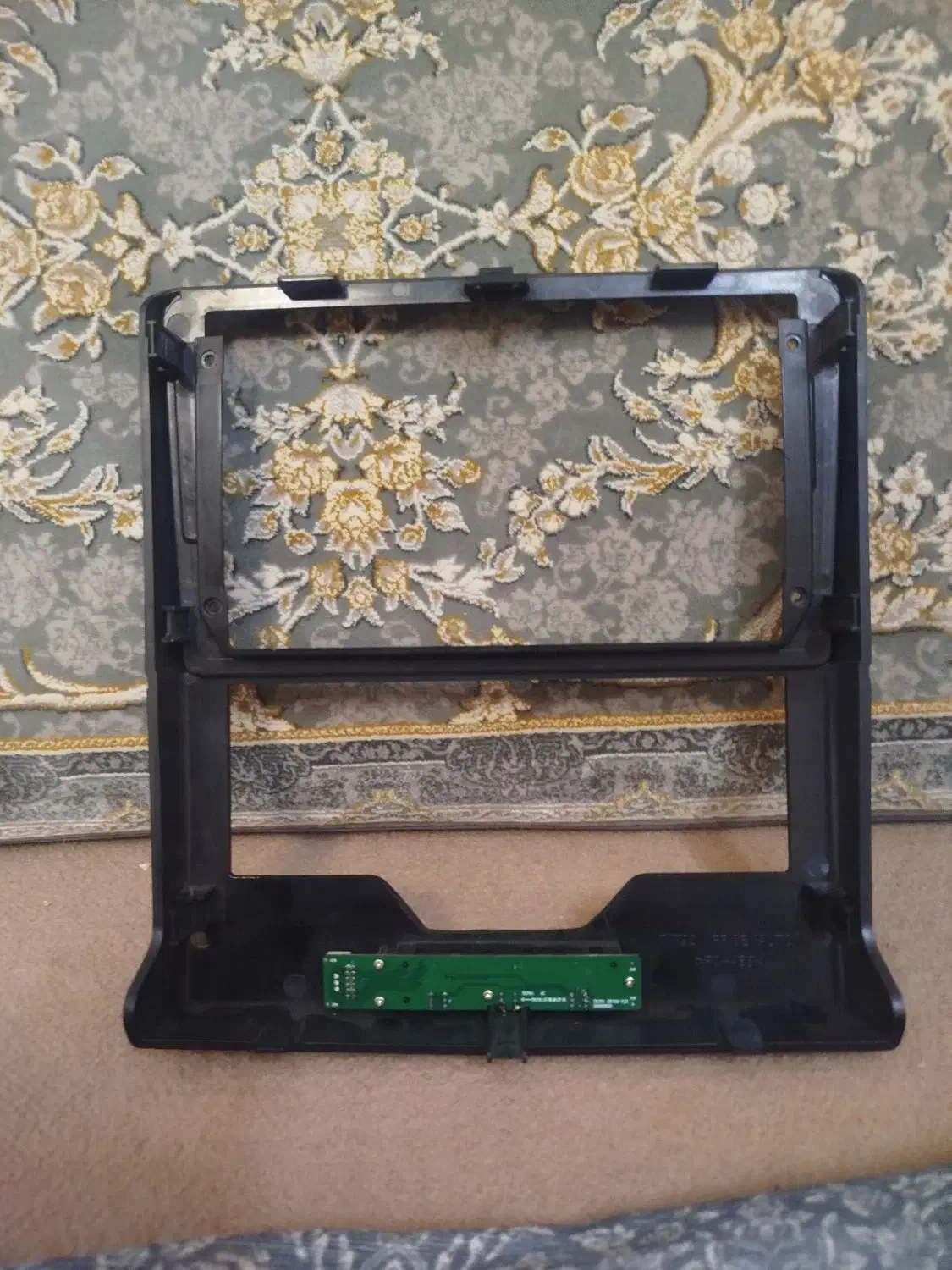 قاب مانیتور ۱۱۱|قطعات یدکی و لوازم جانبی|نسیم‌شهر, |دیوار