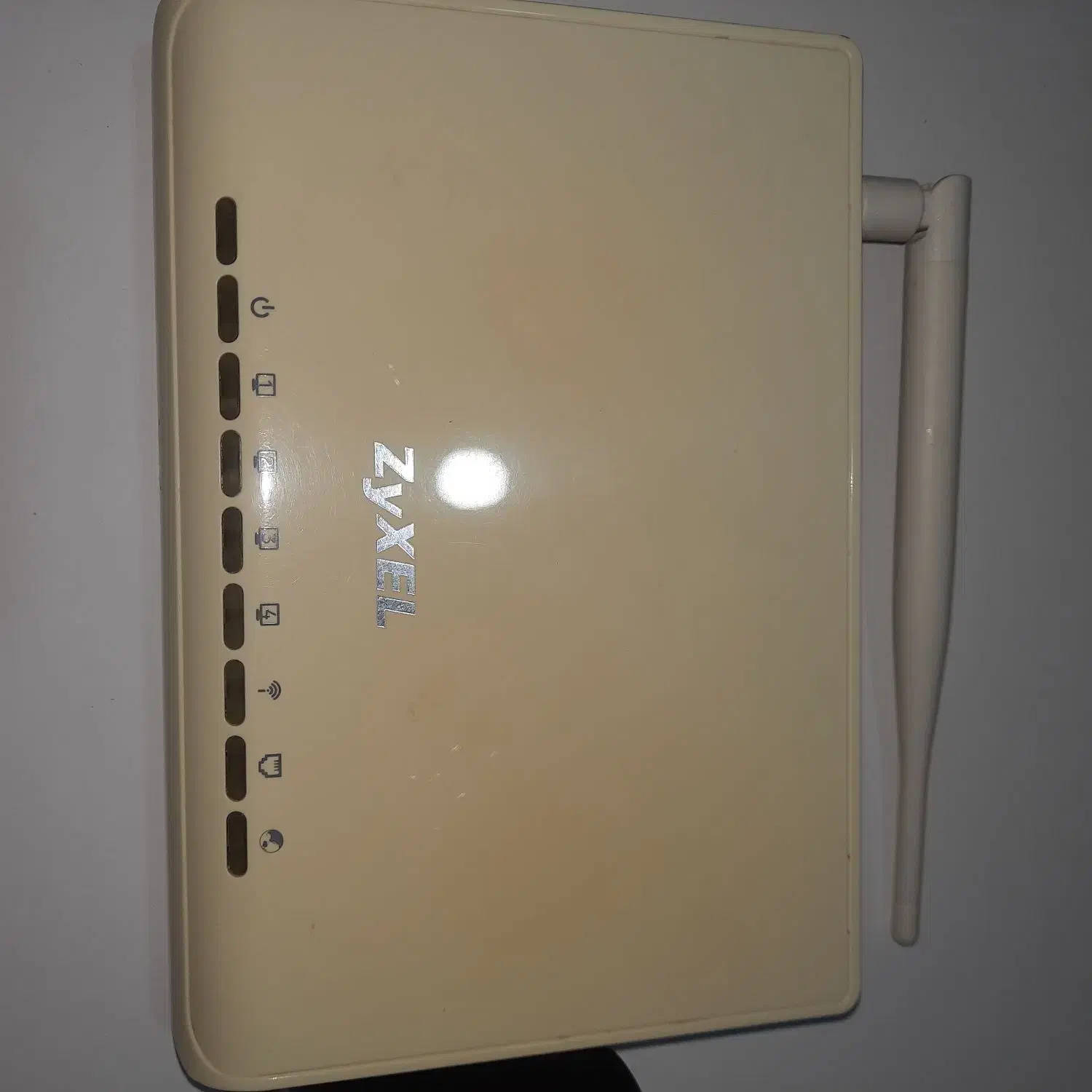 مودم زایکسل zyxel|مودم و تجهیزات شبکه|شیراز, ارم|دیوار