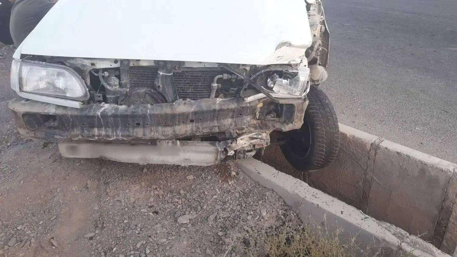 پراید مدل ۸۳ تصادفی|خودرو سواری و وانت|بیرجند, |دیوار