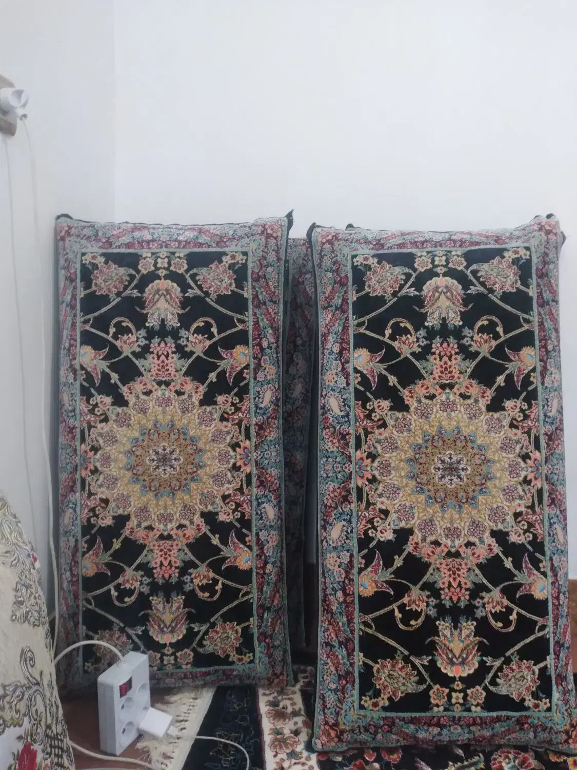 دوجفت پشتی ماشینی نونو استفاده نشده|پشتی|تایباد, |دیوار